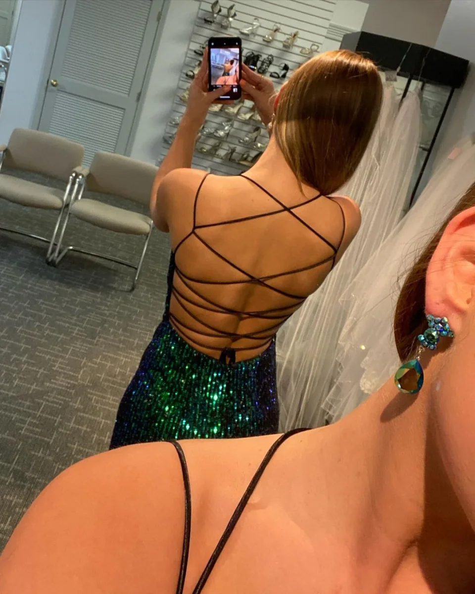Glamorous Sheath V Neck Straps Dark Green Sequin Party Prom Dresses - Bild 4