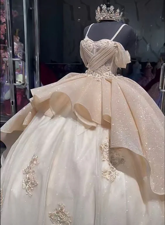 Luxury Quinceanera Ball Gown Prom Dress with Applique Corset - Bild 2