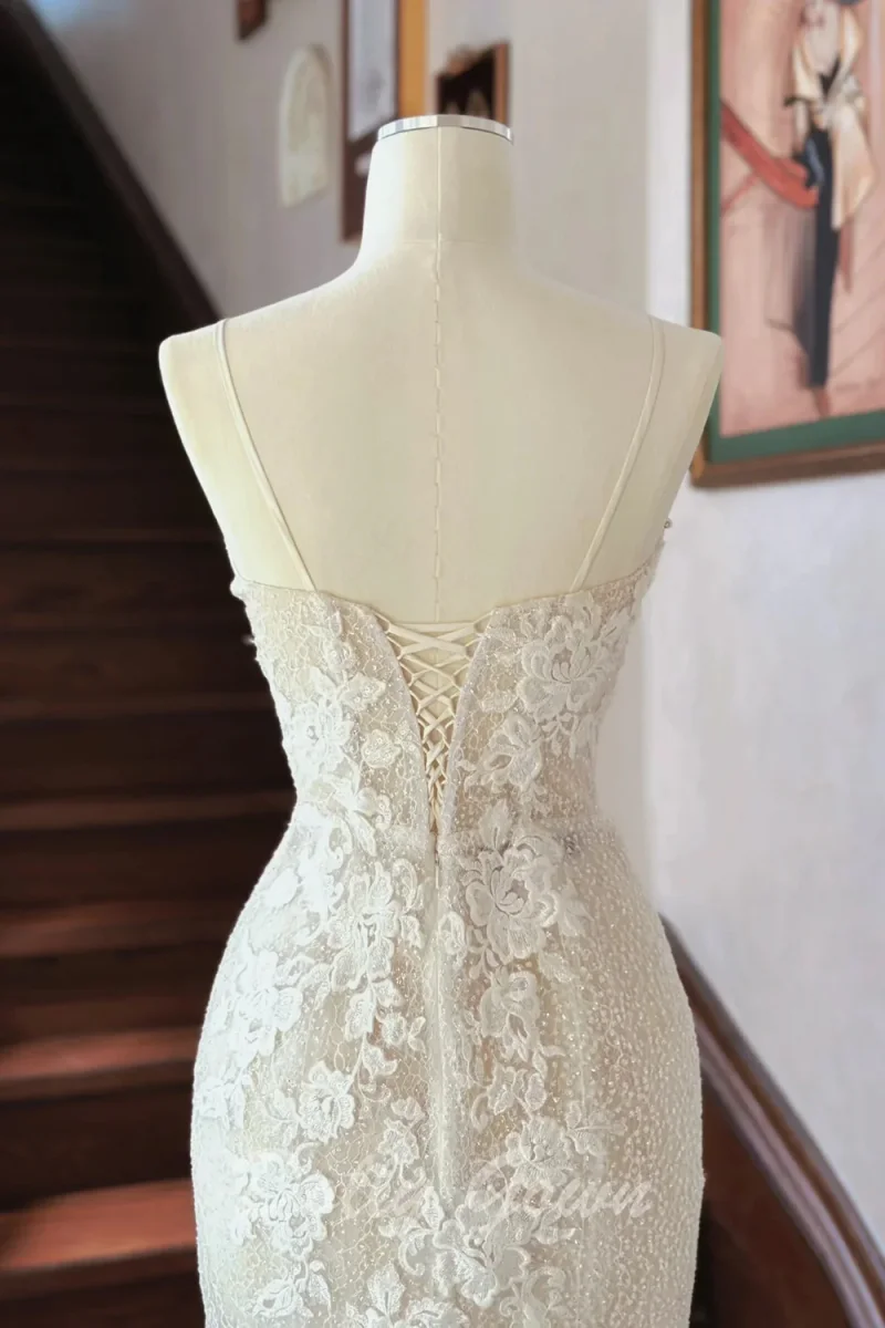 Charming Lace Appliques See Through Slight Mermaid Wedding Dress - Bild 6