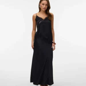 VMNOVI Top - Black